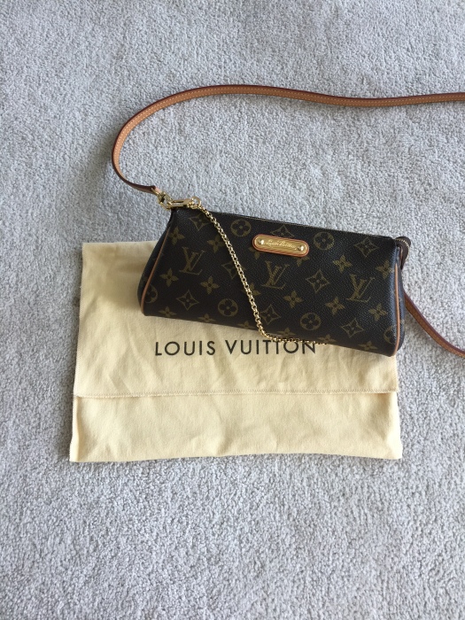 Louis Vuitton Eva Clutch